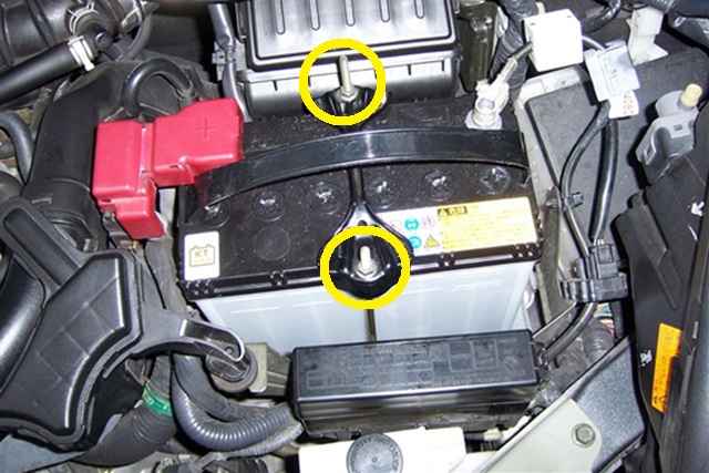 E11系ノート　バッテリーステー外し方