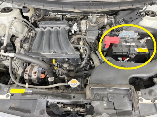 T31系エクストレイル バッテリー搭載場所