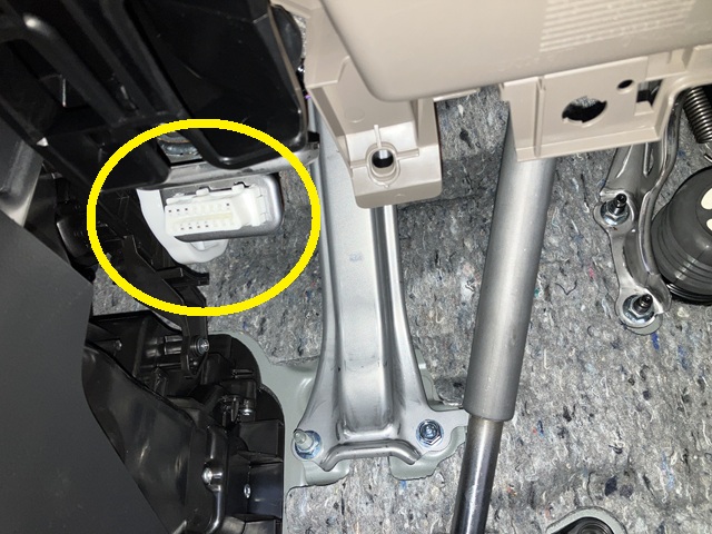 JF5,JF6 OBD2端子　場所