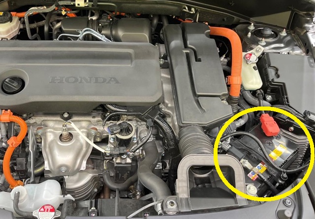 ホンダZR-V ハイブリッド 補機バッテリーの搭載場所